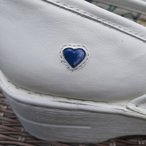 Nurse Mates Kayla - Picture 5 of 8